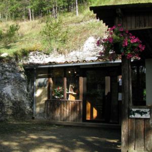 Entrance to Bara-Bahau Cave, Le Bugue, Dordogne